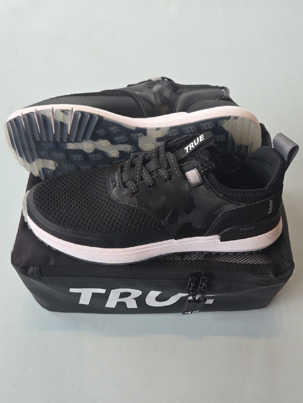 True Lux Hybrid Size 11.5 Men’s NEW Black Waterproof Golf Shoes